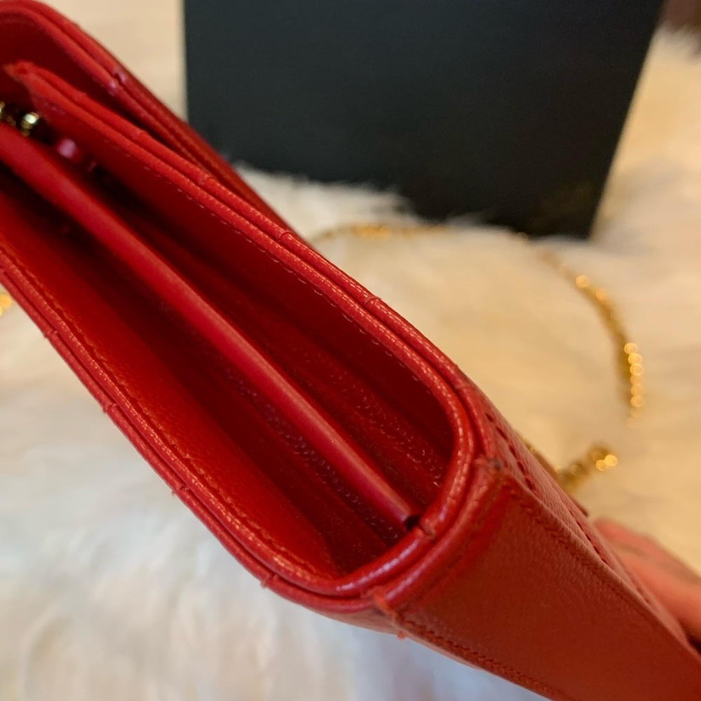 SOLD! YSL Grain de Poudre Wallet on Chain - Picture 10 of 14